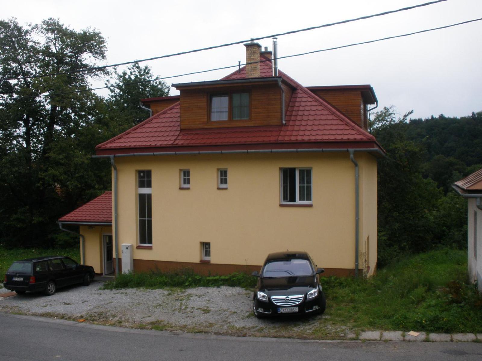 Apartmanovy Dom Kraliky Exterior photo
